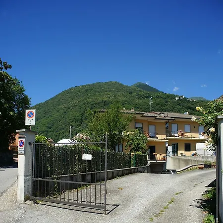 Casa Fiorella Apartamento *